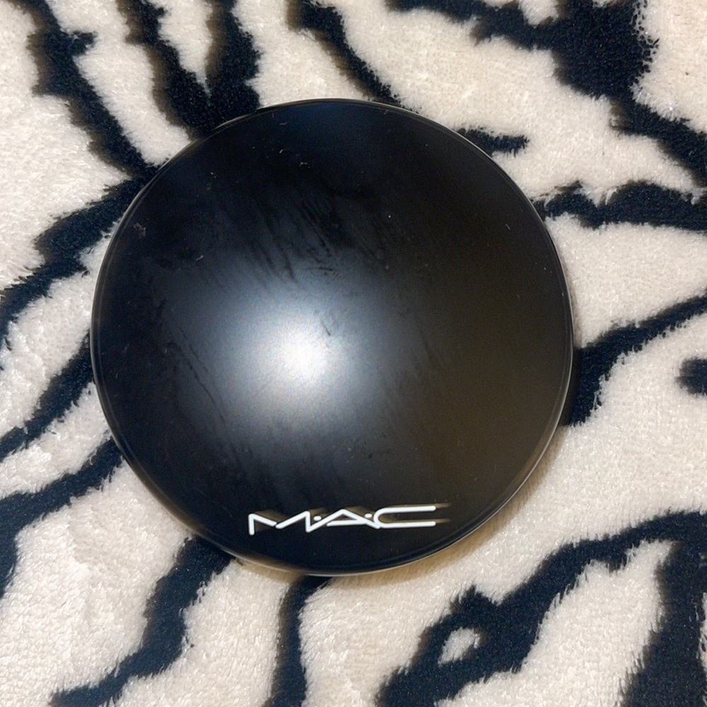 MAC Bronzer ✨